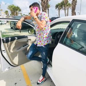 Meet your Posher, Javielito